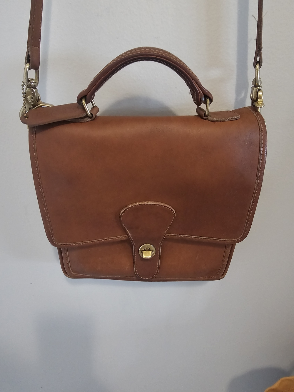 VINTAGE COACH STYLE # 5130 COGNAC STATION BAG ]